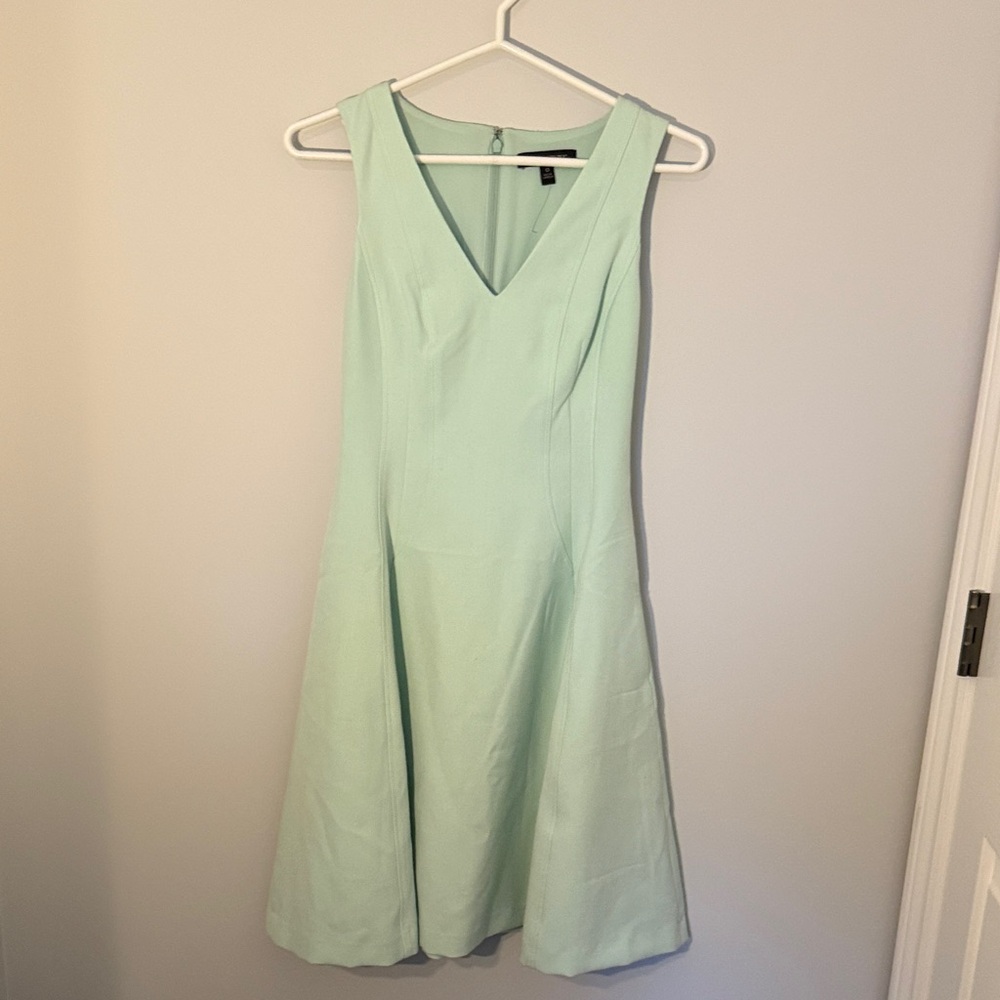 Banana Republic Light Green V-Neck Midi Dress